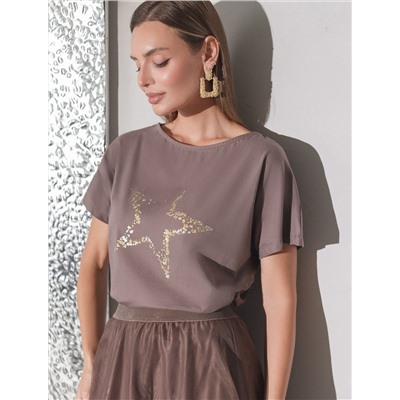 Нарядная футболка с блестящим принтом