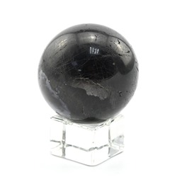 Шар из амфиболита, диаметр 42-43мм.