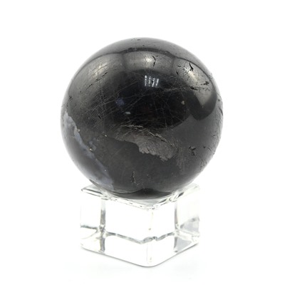 Шар из амфиболита, диаметр 42-43мм.