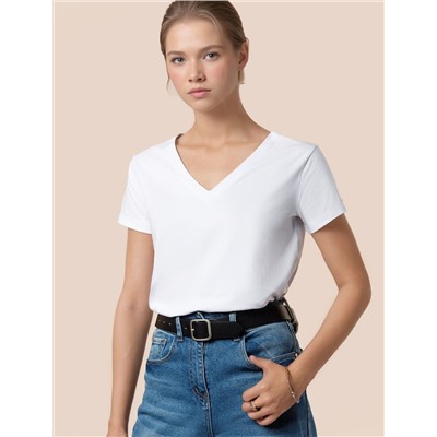 Футболка из премиального хлопка с V-образным вырезом