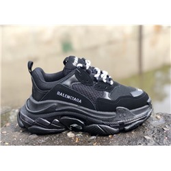 Balenciaga Triple S Black