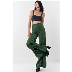 Брюки (брюки и чокер) расклешенные зеленые