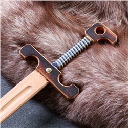 Сувенирное деревянное оружие "Сабля воеводы", массив бука, 65 см, микс