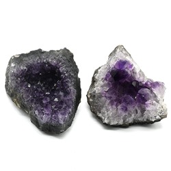 Друза Аметист Бразильский 95*69*44мм, 340-389г