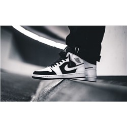 Nike Air Jordan 1