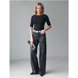 Джинсы трубы из эластичного денима с металлизированным покрытием