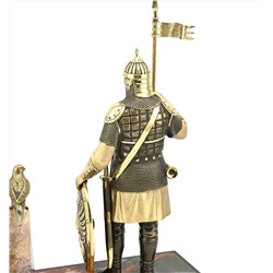 Часы "Воин Витязь" из бронзы на подставке из яшмы с флюоритом