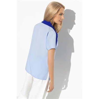 Блузка голубая с контрастной отделкой на пуговицах