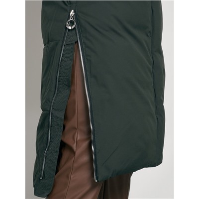 Пальто утепленное с капюшоном зимнее женское темно-зеленого цвета 133125TZ