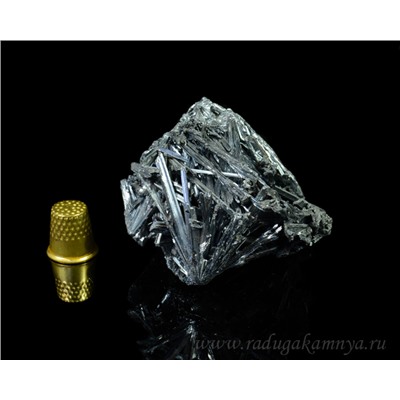 Антимонит кристаллическое образование 68*60*45мм, 138гр.(W).