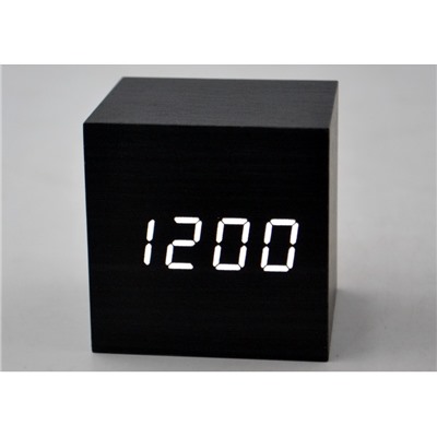 Электронные часы в деревянном корпусе VST-869-6 белые