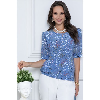 Голубая блузка с цветочным принтом