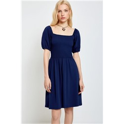 Платье с коротким рукавом-фонариком тёмно-синего цвета 10200201009