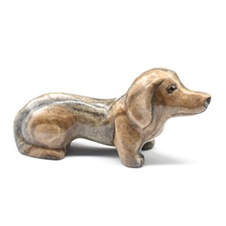 Скульптура из кальцита "Собака Такса" м\р 90*29*40мм