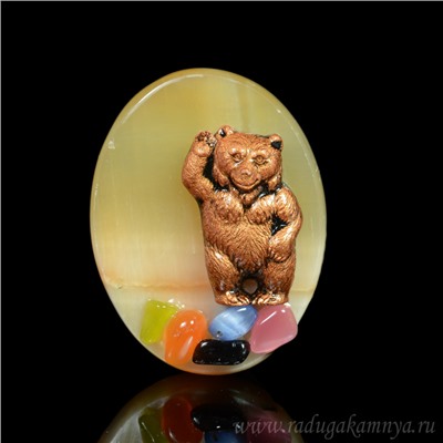 Сувенир магнит, уральские самоцветы "Медведь привет" 60*75мм
