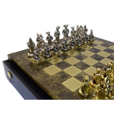 Шахматный набор Рыцари Средневековья золото-серебро 475*475*80мм