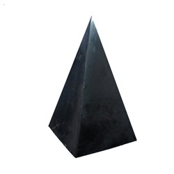 Пирамида из шунгита полированная высокая, размер основания 40-45мм
