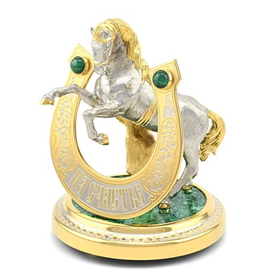 Сувенир из малахита "Конь с подковой, с надписью на счастье" 125*125*155мм