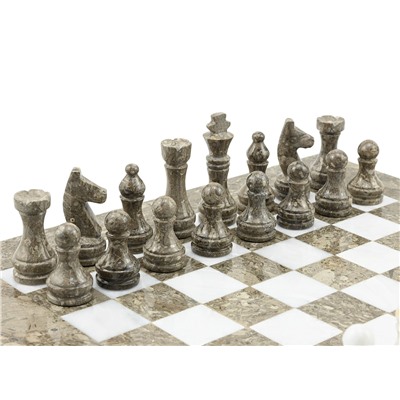 Шахматы из ракушечника и мрамора белого 370*370мм