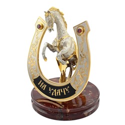 Сувенир из яшмы "Конь с подковой на удачу" 110*125*160мм