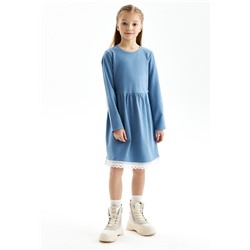 Трикотажное платье с кружевом для девочки, цвет синий