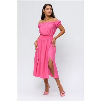 Платье розовое с открытыми плечами