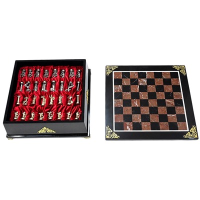 Шахматный ларец украшенный "Лучники" 405*405*205мм