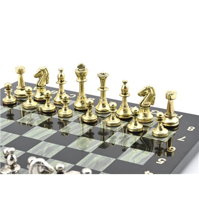 Шахматы подарочные с металлическими фигурами "Стаунтон", 250*250мм