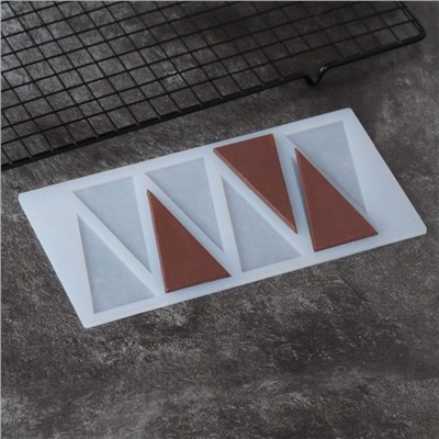 Силиконовый мат для отливки шоколада «Треугольники»