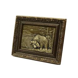 Барельеф-Картина "Медведь с рыбой" 240*195мм