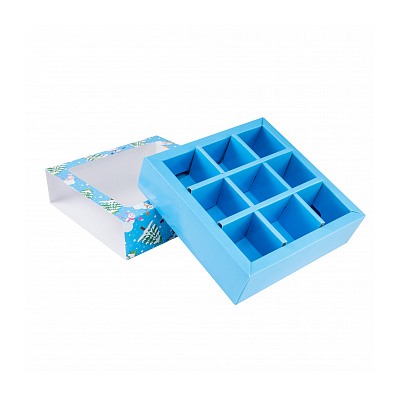 Коробка для 9 конфет с разделителями "Снеговики и елки" с окном