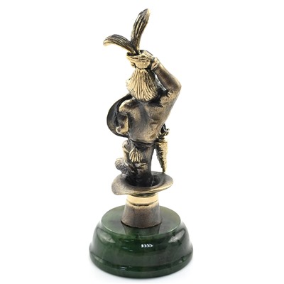 Статуэтка из бронзы на камне "Кролик фокусник" 50*50*120мм
