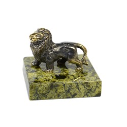 Львенок из бронзы на подставке из змеевика 35*35*35мм