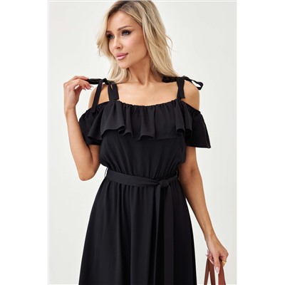 Платье чёрное с открытыми плечами