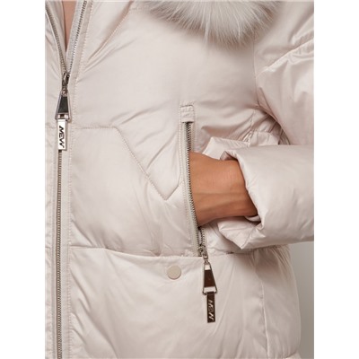 Пальто утепленное с капюшоном зимнее женское бежевого цвета 13305B