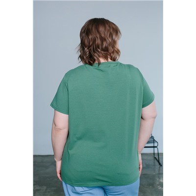 Зелёная футболка с принтом