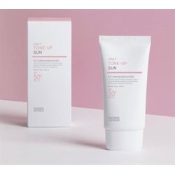 Тонирующий солнцезащитный крем Tenzero Daily Tone-Up SPF 50+++/PA+++