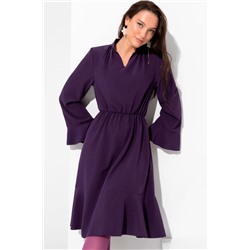 Фиолетовое платье с воротником-стойка