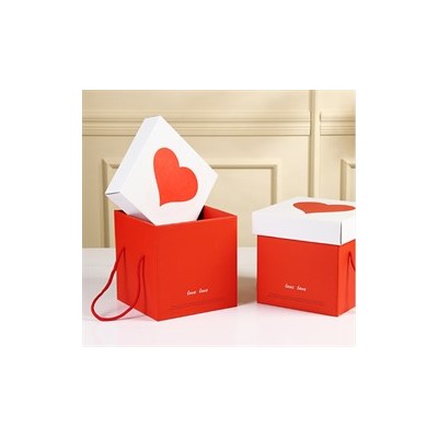 Подарочная коробка "Сердце"