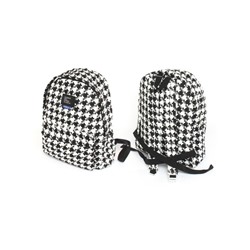 Рюкзак жен текстиль CZ-6952,  1отд,  3внут+4внеш.карм,  черный/белый 256362