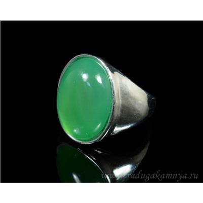 Кольцо с агатом тонированным зеленым овал 18*22мм в ювелирном сплаве.