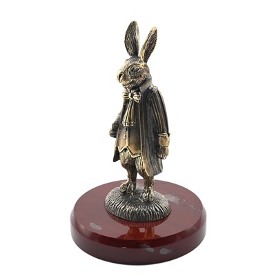 Статуэтка из бронзы "Кролик деловой" на яшме 88*88*133мм
