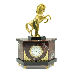 Часы каминные из яшмы и долерита с бронзой "Конь с попоной" 180*60*270мм