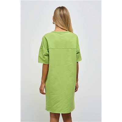 Платье-футболка салатового цвета с принтом