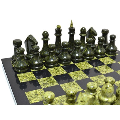 Шахматы подарочные из камня змеевик 375*375мм