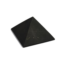 Пирамида из шунгита неполированная, размер основания 40-45мм