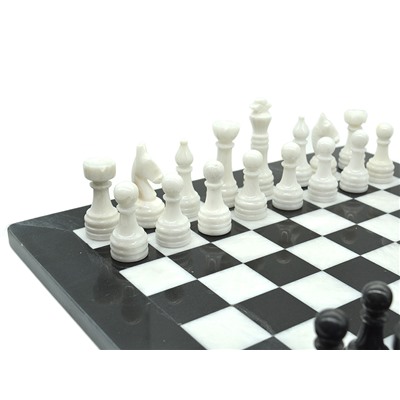 Шахматы из мрамора черного и белого 370*370мм