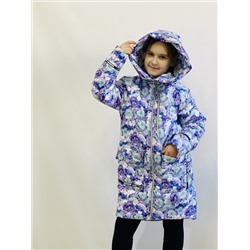 Пальто для девочки
(Ткань верха плащевая, утеплитель Сиберия 200 г/м2, подкладка х/б + п/э , воротник-стойка, капюшон втачной, карманы : внутренний, нагрудный и 2 накладных, в рукавах трикотажные манжеты, цвет:сиреневый)