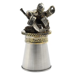 Рюмка подарочная из бронзы с никелем "Вратарь хоккейный" 70*52*110мм.