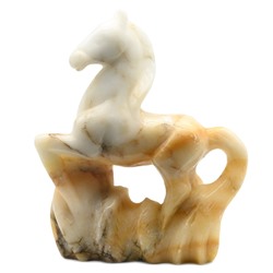 Скульптура из кальцита "Лошадь Орлик бел" 120*45*140мм